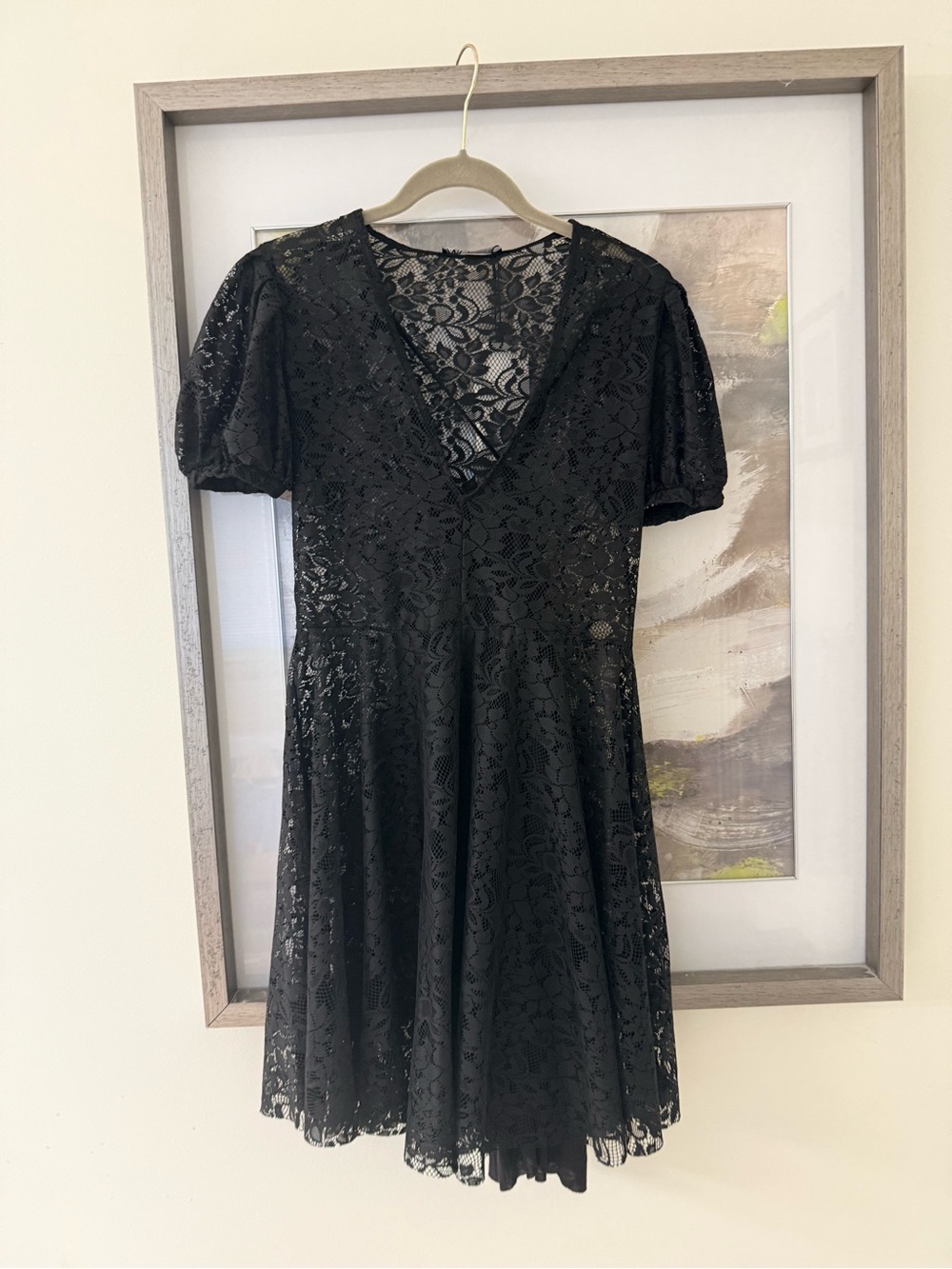 Zara Black Lace V-Neck Puff Sleeve Dress